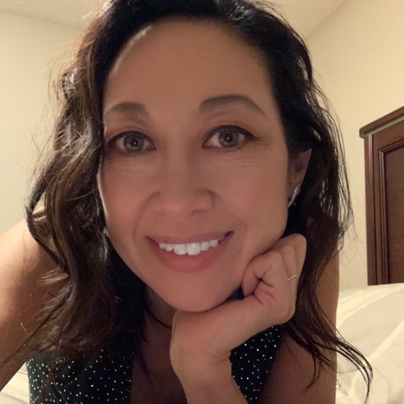 Meet your Posher, Kirsty - Picture 1 of 1